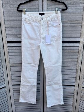 NWT Quince Bella Stretch Kick Flare Jeans Sz 26 Cloud White 30" Coastal Clean